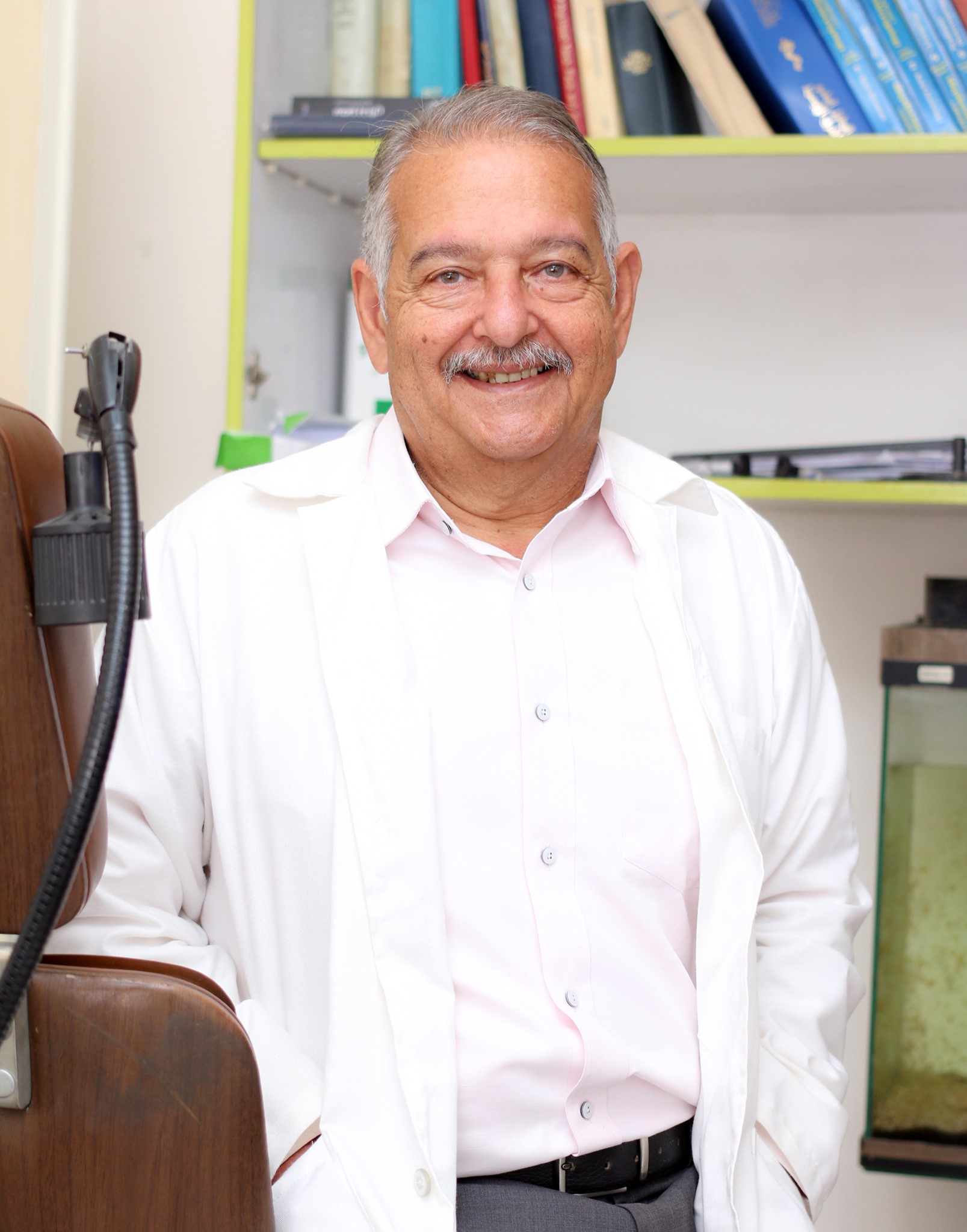 د. مصطفى التاية - Dr. Mustafa Tayeh - استشاري امراض وجراحة الانف والاذن والحنجرة جراحة الراس والعنق - Consultant of Ear, Nose, Throat, Head and Neck Surgery