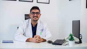 Dr. Ashraf Ghazi Qussous - د. أشرف غازي القسوس - أخصائي طب وجراحة وتقويم الأسنان - Dentistry specialist and orthodontist